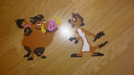 Pumba: 20x20cm    Timon: 20x17cm 